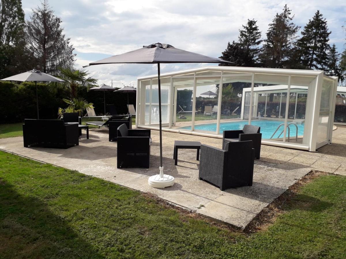Domaine De L'Orisse Hotel Varennes-sur-Allier Exterior foto